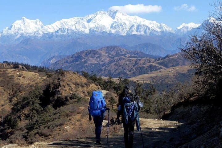 Singalila Trek from Darjeeling: Ridge Hike to Sandakphu for Panoramic Himalayan Views