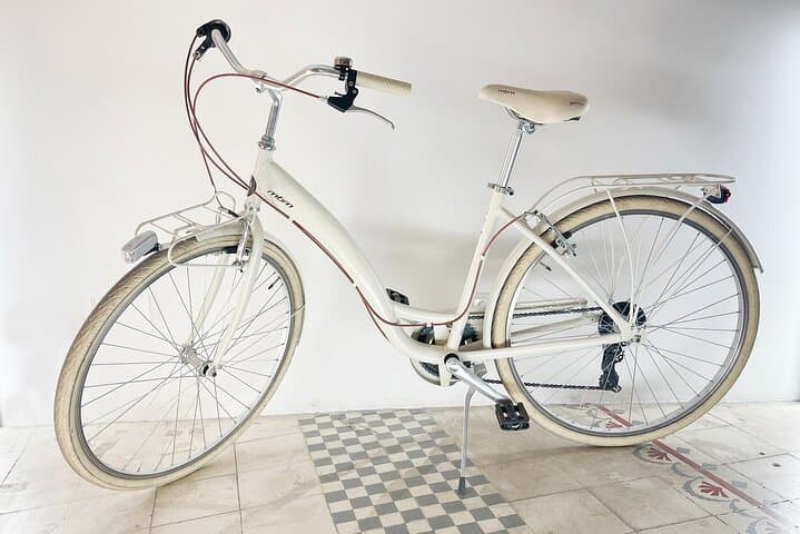 Explore Madrid by Vintage Bike: Self-Guided Route with an Old Map photo 2