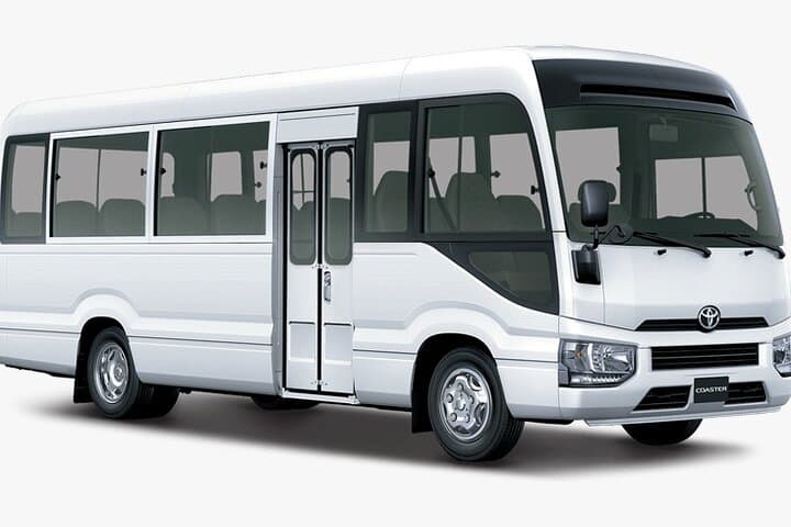 Seamless Arrivals and Departures: Dubai Airport Transfer Guide photo 2