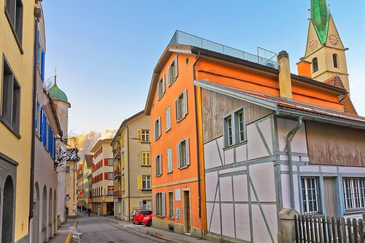 Capture Chur: 90-Minute Instagram-Worthy Walking Tour with a Local
