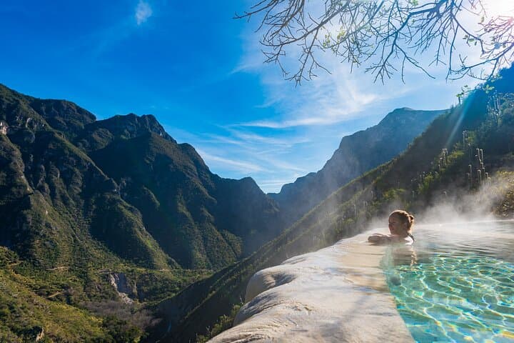Tolantongo Hot Springs: Blue Pools, Caves & Day-Trip Guide photo 3