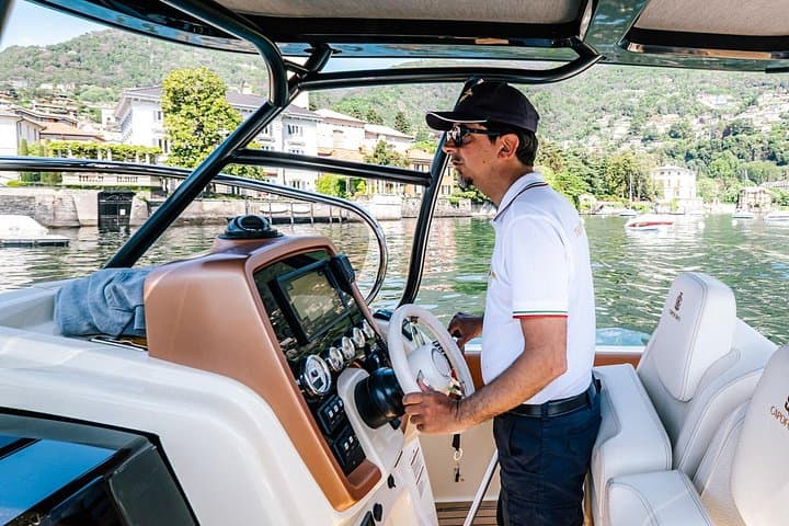 Private 4-Hour Tender Cruise on Lake Como: Bellagio to Varenna Aboard Invictus photo 3