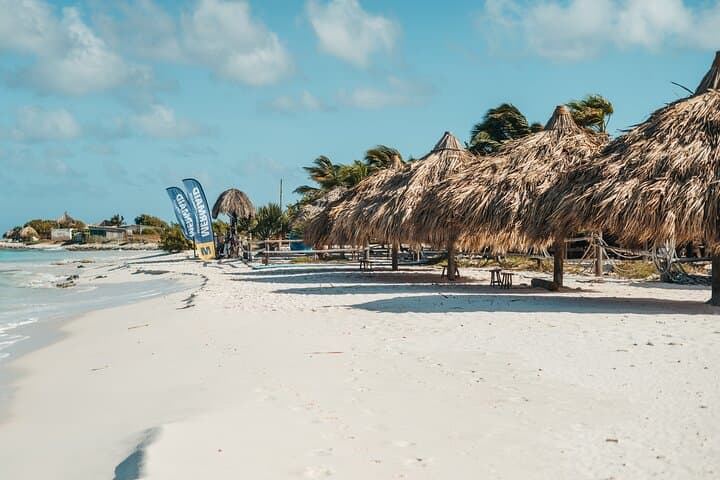 Klein Curaçao Full-Day Boat Trip: Snorkel, Lighthouse & Shipwrecks photo 3