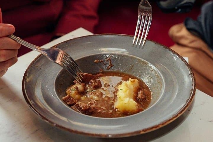 Private Dublin Food Tour with Local Host — 4-Hour Tasting Walk photo 6