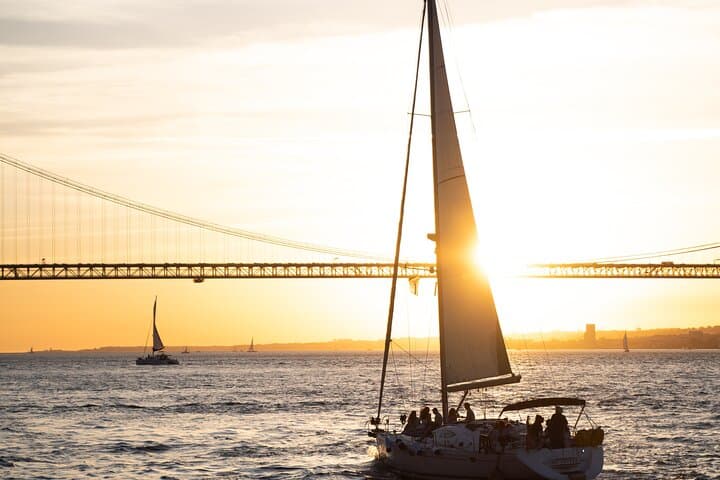 Lisbon Alfama Tapas Tour & Sunset Sailing on the Tagus photo 6