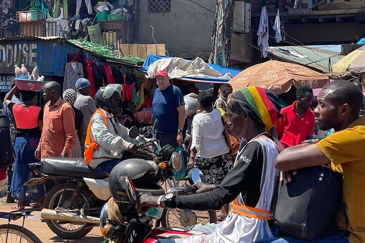 Inside Kampala Walking Tour: Female-Guided Cultural & Market Walk