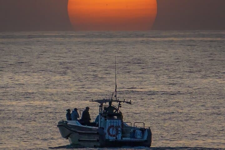 San Sebastián Bay Boat Excursion — Two Bays, Sunset Cava & Pasaia Views photo 5