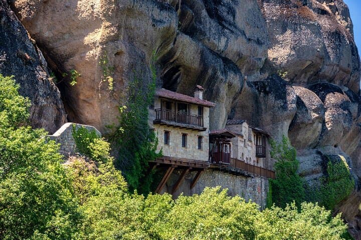 Meteora Full-Day Hiking Tour from Athens: Monasteries & Rock Formations photo 6