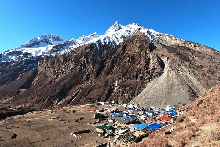 Manaslu Circuit: 12-Day Private Trek Over Larkya La Pass