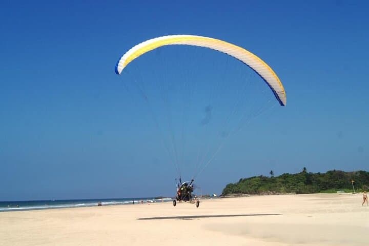 Private Paramotoring Over Bentota: 20-Min Coastal Flight Experience photo 3