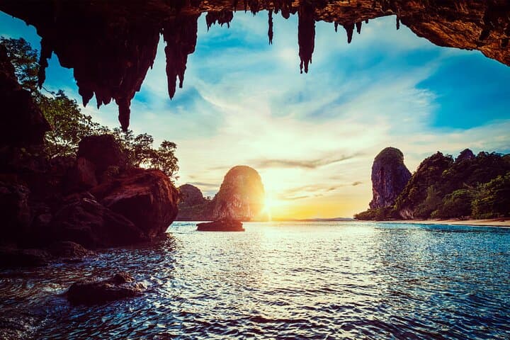Krabi 7 Islands Sunset Snorkel, Beach BBQ & Bioluminescent Night Swim photo 5