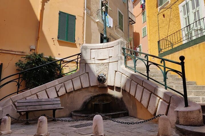 Villefranche 2-Hour Paddle and Old Town Walking Tour photo 6