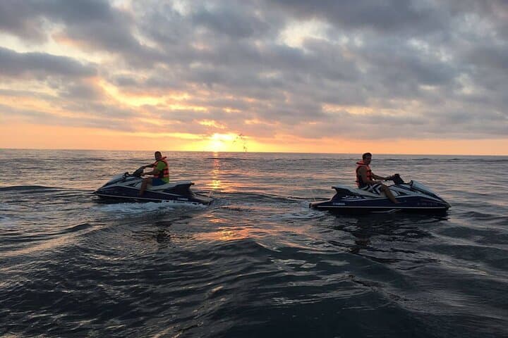 Cape Town Jet Ski: 30-Min Harbor Ride with Table Mountain Views photo 6