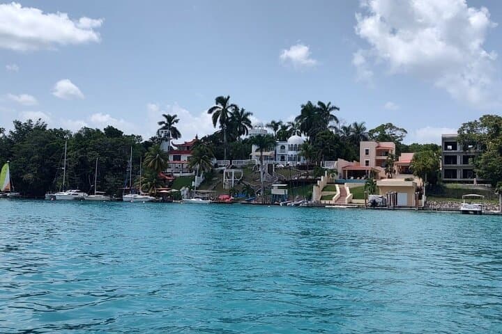 Explore Bacalar's Seven-Color Lagoon: Full-Day Tour from Cancun photo 2