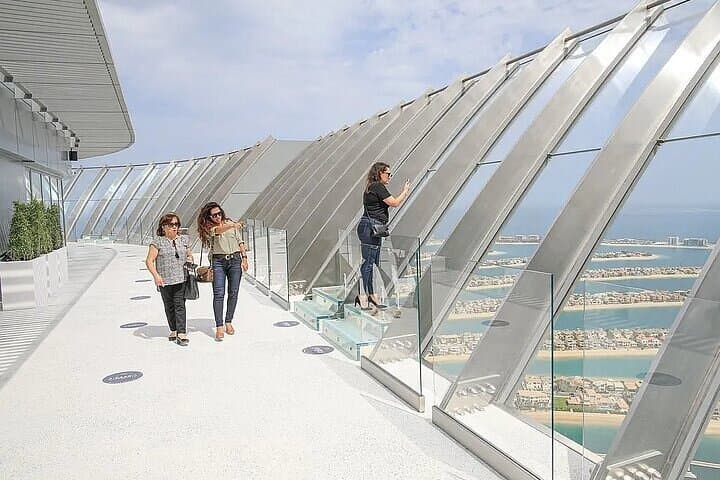 Half-Day Modern Dubai Tour and View at The Palm Observation Deck photo 2
