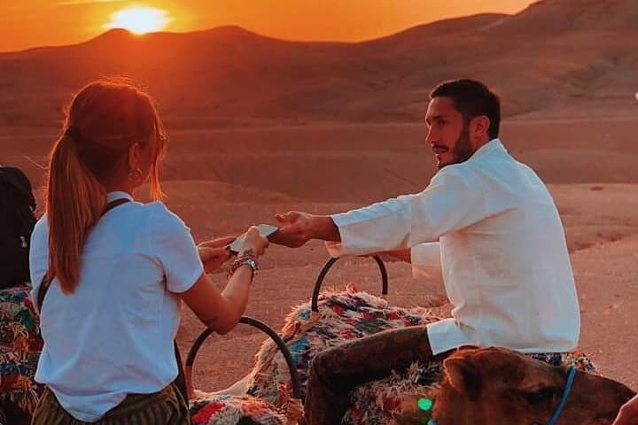 Sunset Camels & Desert Dinner in Agafay: Marrakech Evening Excursion