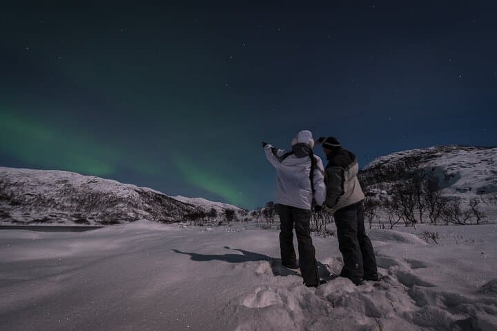 Tromsø Aurora Hunt: Small-Group Northern Lights Tour with Local Guide photo 6