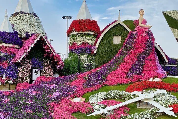 Explore Dubai Miracle Garden: Tickets, Tips & Private Transfer photo 3