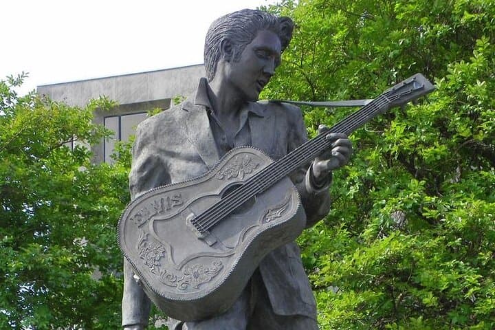 Explore Elvis' Memphis: Private City Tour with Graceland Experience photo 4