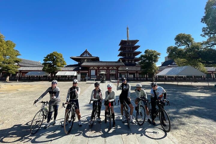 Osaka Harbor Cycling Tour — Ride Rivers, Ferries & City Landmarks photo 4