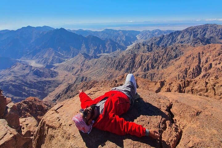 3-Day Sinai Mountain Hike with Bedouin Guides — St. Catherine Trails photo 3