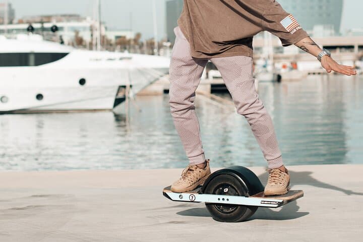 Onewheel Glides at Port Olímpic: Barcelona Boardwalk Ride