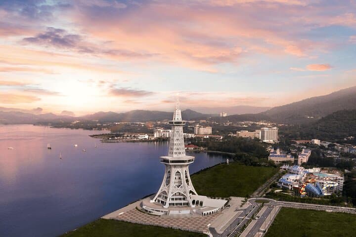 Maha Tower Sunset & Dream Forest Langkawi Night Walk — Private Tour Guide photo 2
