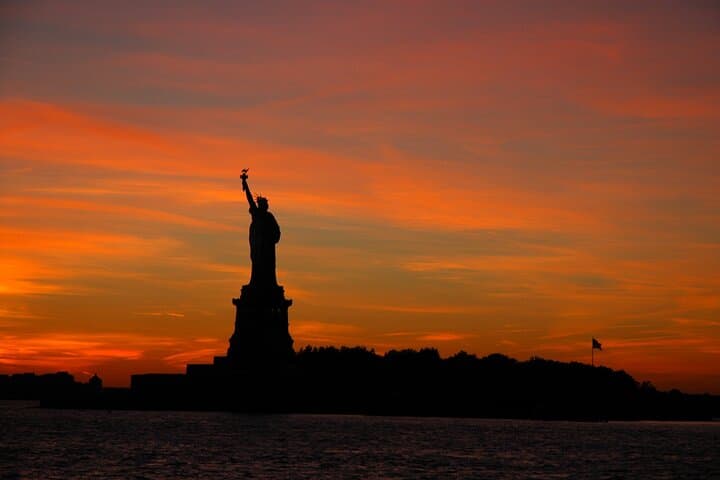 Experience NYC's Golden Hour on a Clipper City Sail photo 5