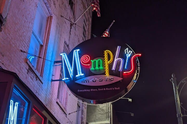 Memphis Scavenger Hunt Walking Tour — Self-Guided Downtown Game & History photo 3