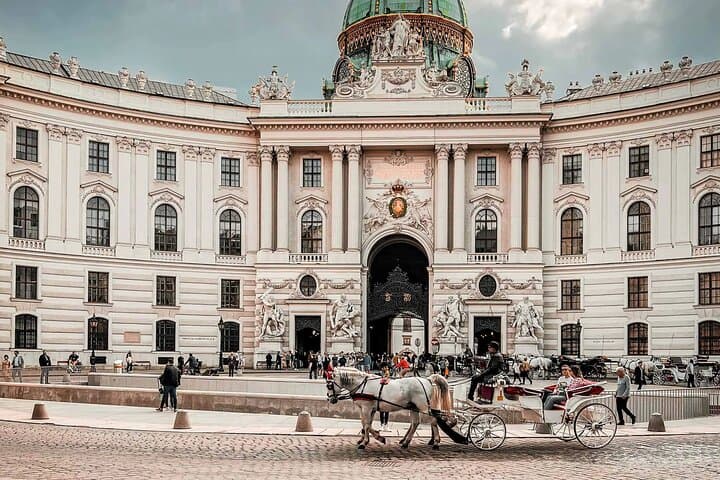 Prague to Vienna & Budapest: 2-Day Luxury Private Tour