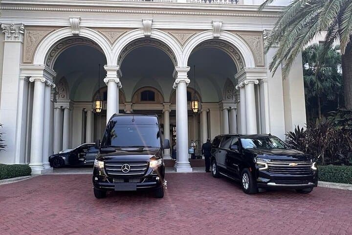 Smooth Departures: Private Transfers From Miami Hotels to MIA photo 4