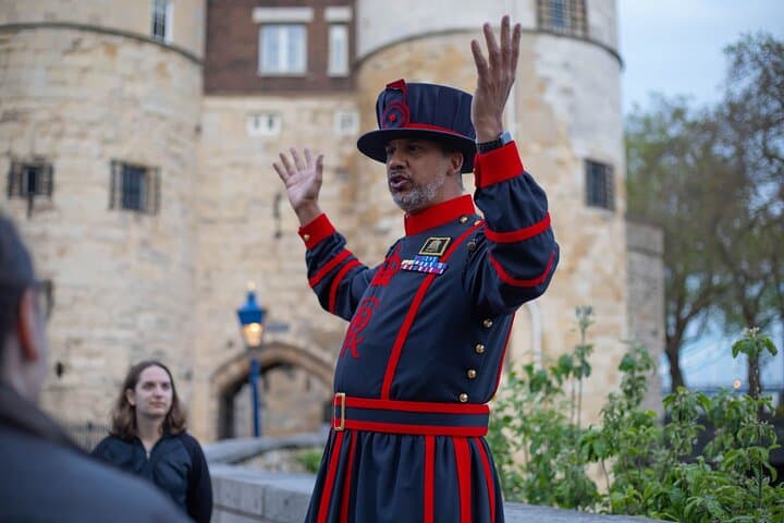 After-Hours Tower of London Tour: Beefeater-Led Ceremony of the Keys photo 2