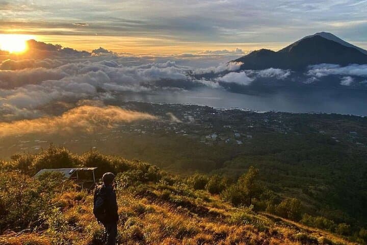 Mount Batur Sunrise Trek & Natural Hot Spring Guide — Hike, Crater Rim, Soak photo 5