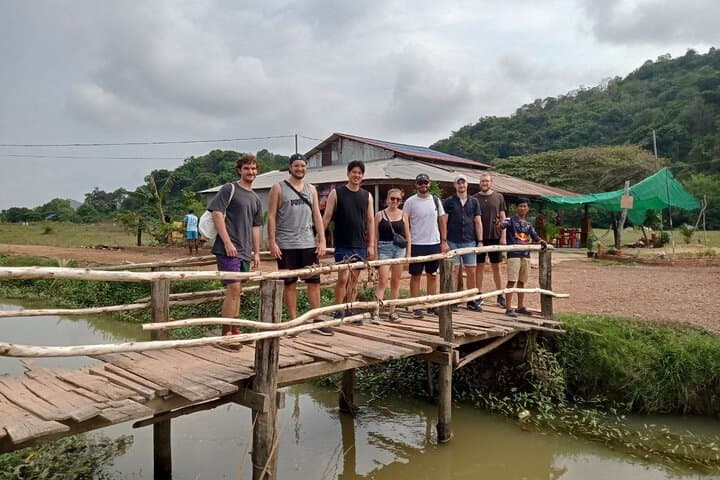 Kampot Day Tour: Pepper Plantations, Salt Fields & Phnom Chhngok Cave photo 3