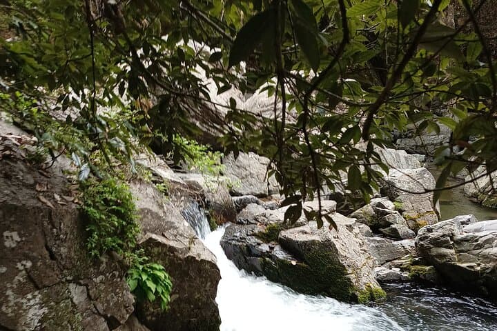 Settsukyo Gorge River Hike & Natural Onsen — Day Trip from Osaka photo 6