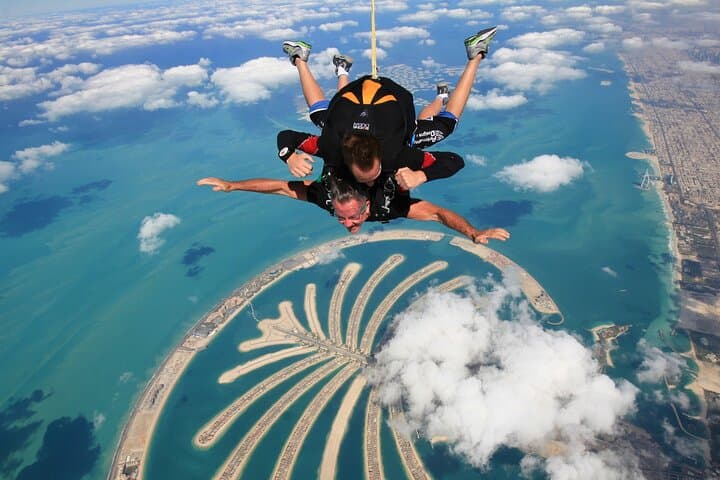 Dubai Skydiving Over Palm Jumeirah: Tandem 13,000-Foot Free-Fall photo 4