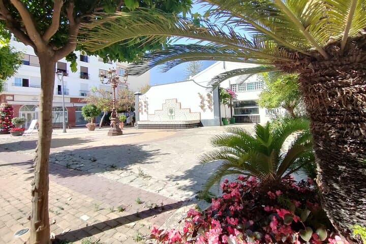 Magic Blocks: Self-Guided City Quest Through Estepona's Hidden Plazas photo 6