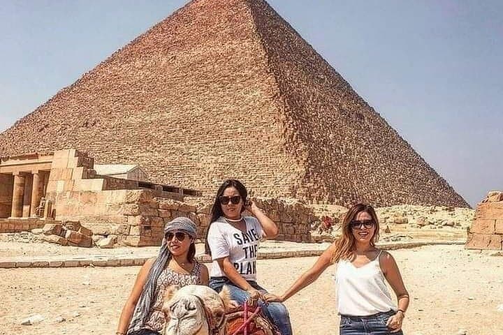 Half-Day Giza Pyramids & Sphinx Tour with an Egyptologist: Practical Guide photo 2