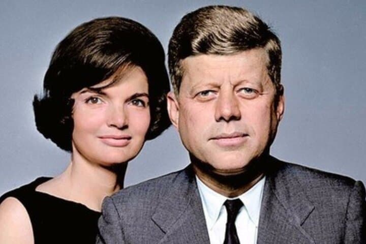Walking Dealey Plaza: The JFK Assassination Experience in Dallas photo 6