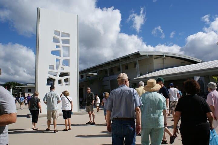 Chief's Official Pearl Harbor Self-Guided Multimedia Tour — Complete Visitor Guide photo 4