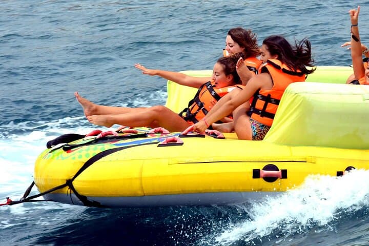 Private UFO Water Ride in Boracay: 15-Minute Towable Inflatable Adventure photo 6