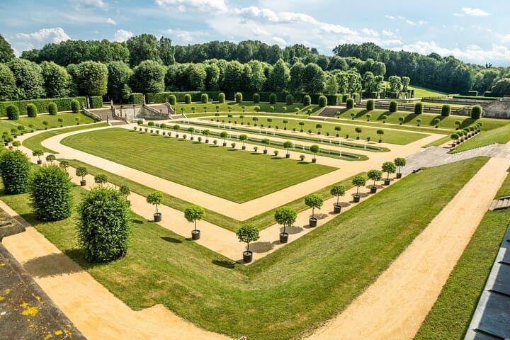 Day Trip from Prague: Großsedlitz, Dresden & Leipzig in One Private Tour photo 6