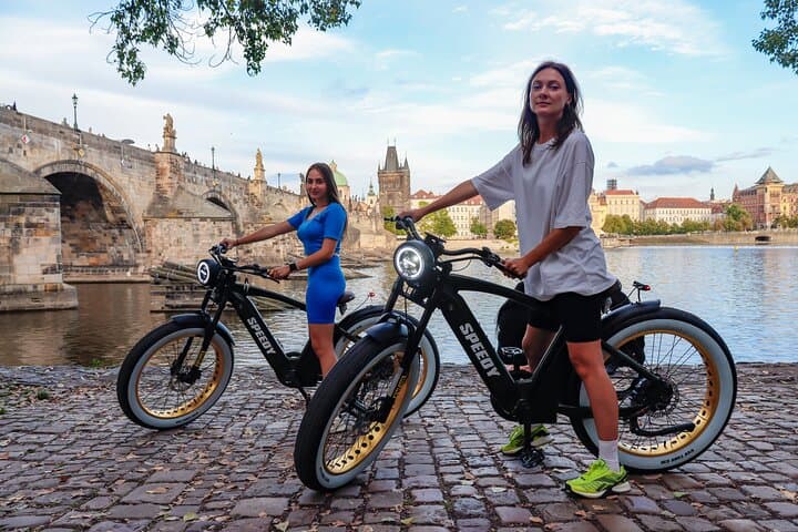 Prague Viewpoints by Retro E‑Bike: Guided City & Castle Sights photo 2