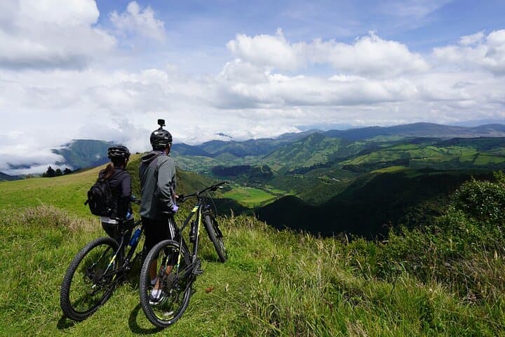 6-Day Biking Expedition Through Ecuador’s Highlands: Quito to Cotopaxi