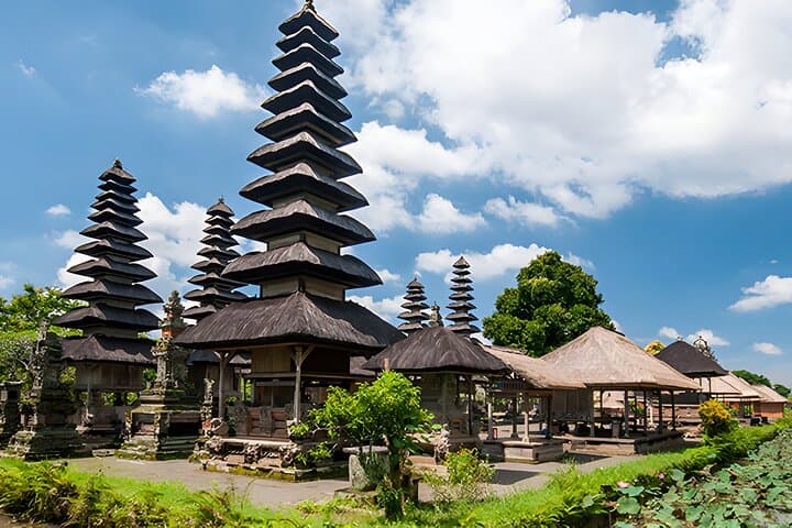 Bali Spa and Tanah Lot Sunset Tour: Spa, Temples & Monkey Forest Day Trip photo 2