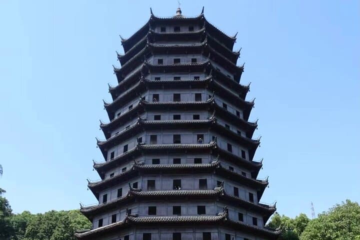 Half-Day Hangzhou Highlights: West Lake, Lingyin Temple & Six Harmonies Pagoda photo 1