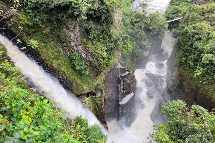 13-Day Ecuador Highlands and Amazon Rainforest Expedition photo 3