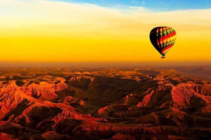Hot Air Balloon Over Luxor: Sunrise Flight Above Temples photo 6