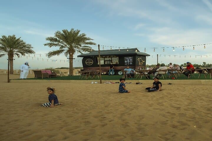 Sunrise Hot Air Balloon Ride in Dubai with Buffet Breakfast & Camel Ride photo 6