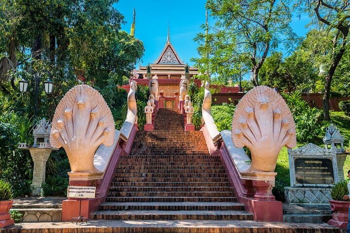 9-Day Private Highlights: Angkor Wat, Phnom Penh & Luang Prabang photo 6